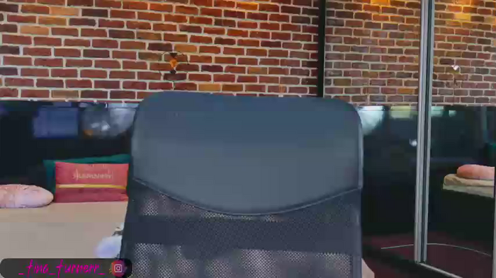 Tina-Turnerr