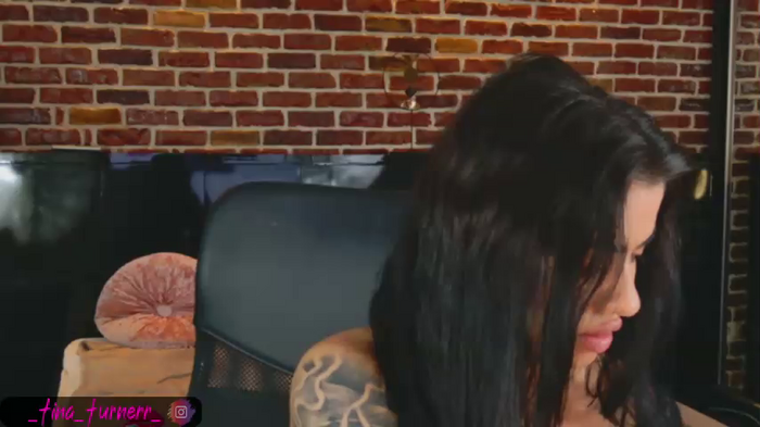 Tina-Turnerr