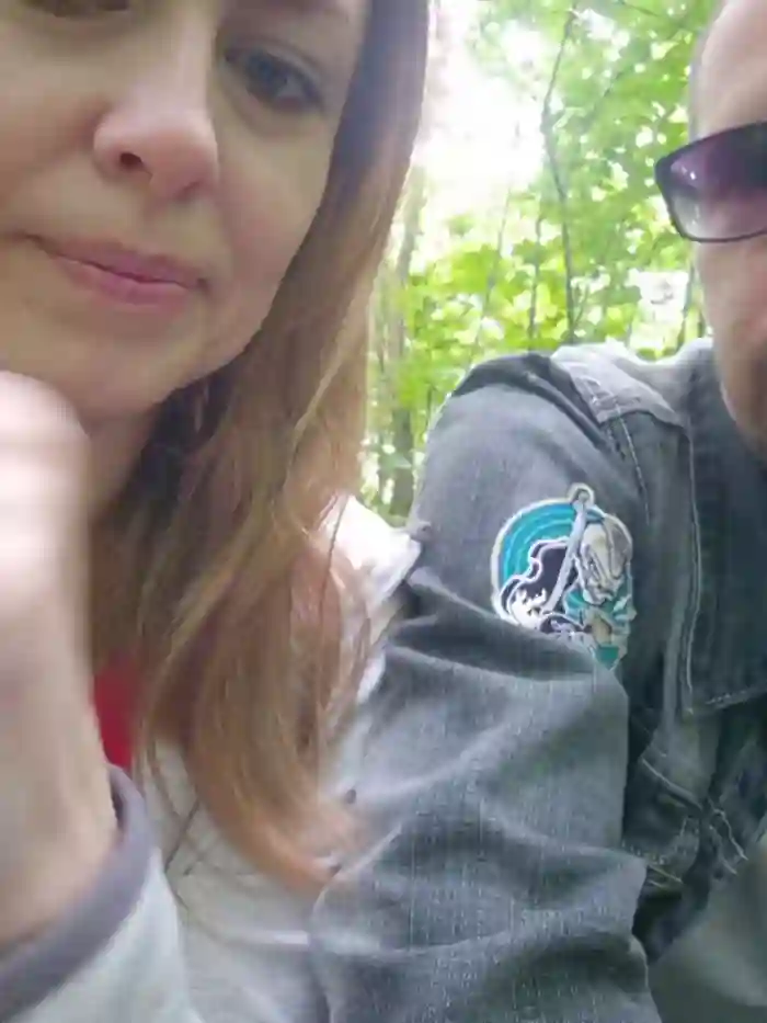 2025/06/18/bongacams-chelsi16-15-51-35