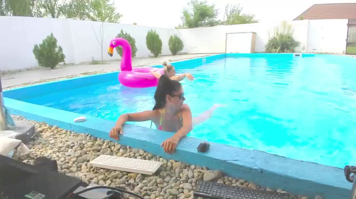 CarlaStaceeFun