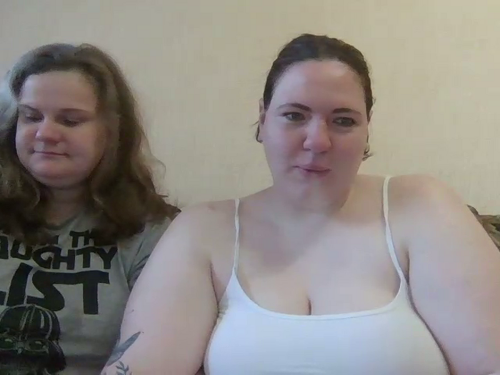 HollyXEva
