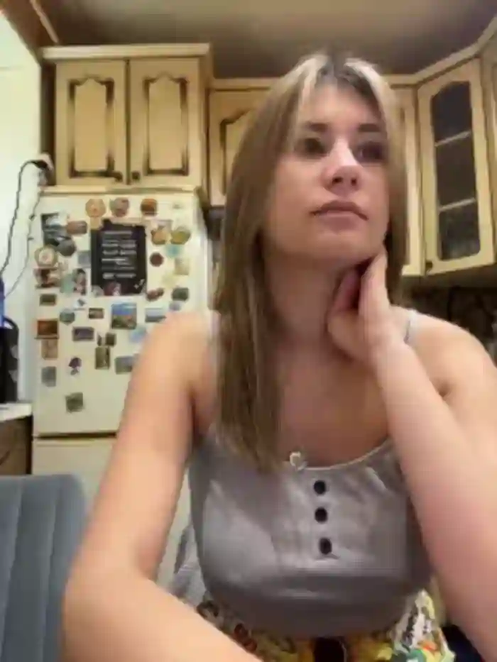 2025/09/18/bongacams--breid-1-08-17-51