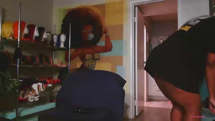 QueenAnitaDix