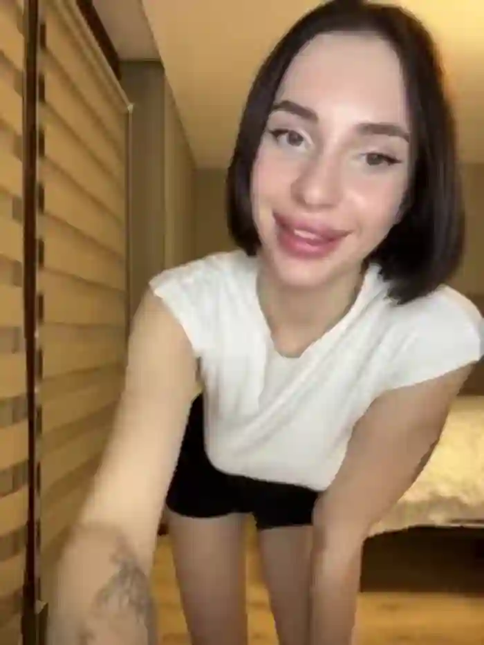 2025/10/22/bongacams-babydarii-18-10-20