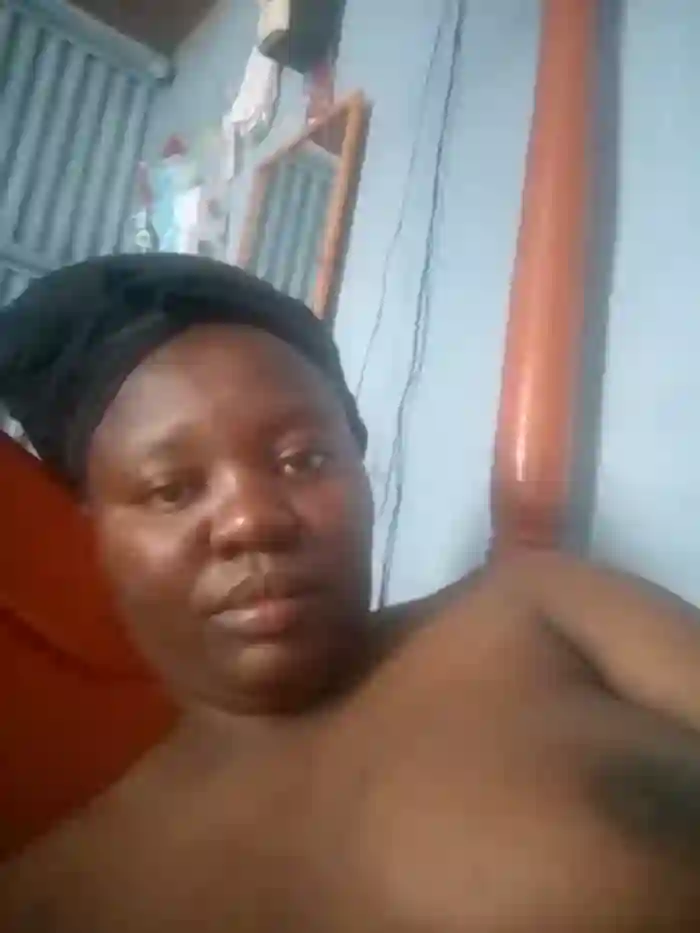 2025/10/24/bongacams-texillo1-13-35-39