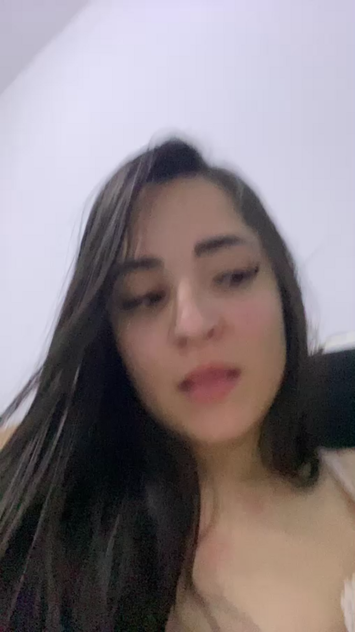 karolyne8