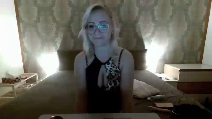 Tinkerbelle87