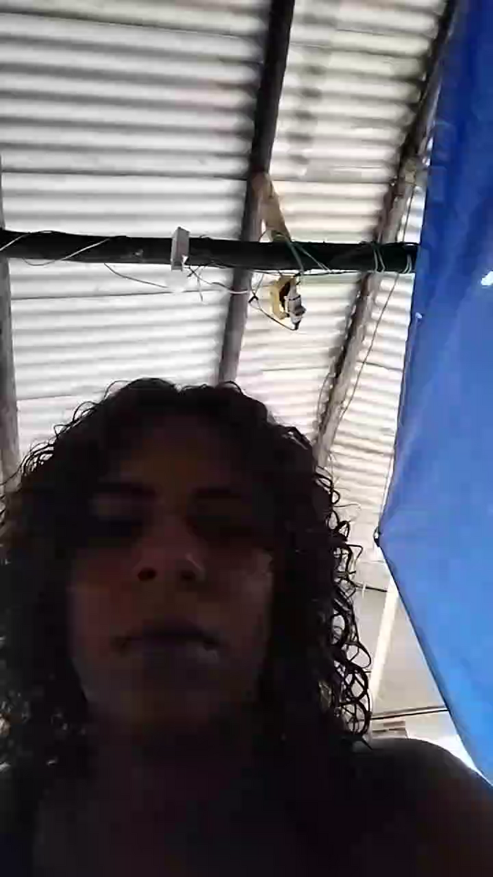 Morenacavala027