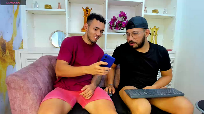 OversizedGuyss