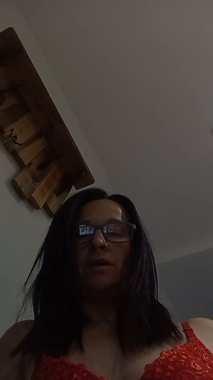 Elena9077