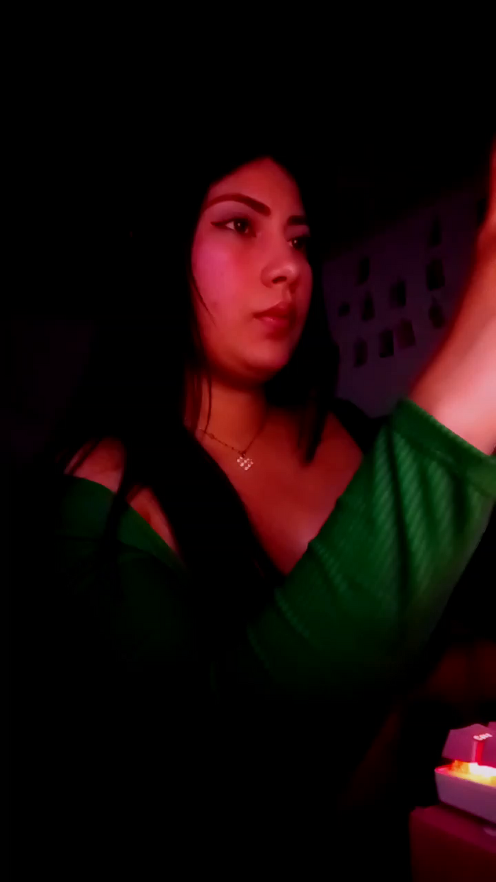zoe_kimm