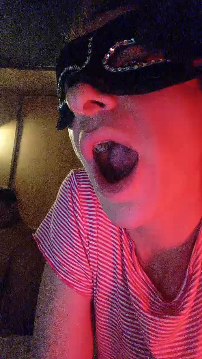 Hotledy69