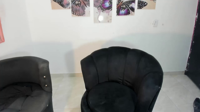 Couplebare26cm