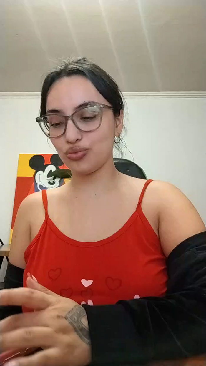 Latinaakita4