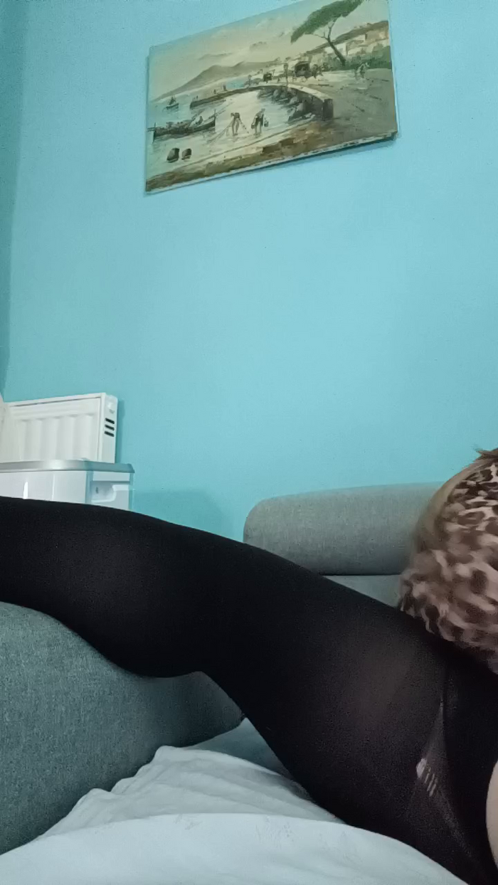 emma96_hot