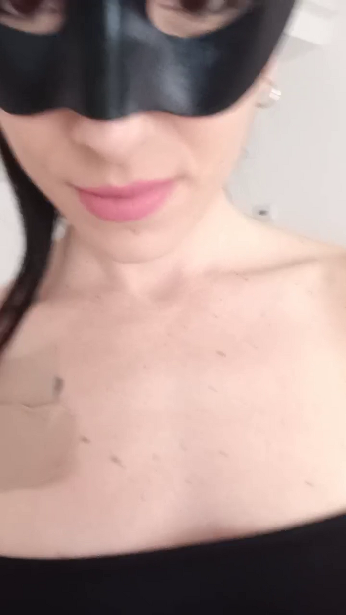 Warmlady_25