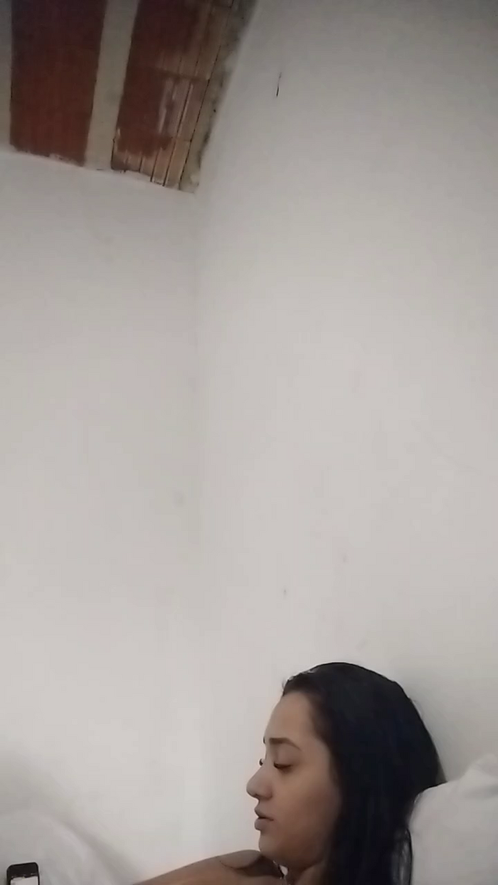 Bruninha04