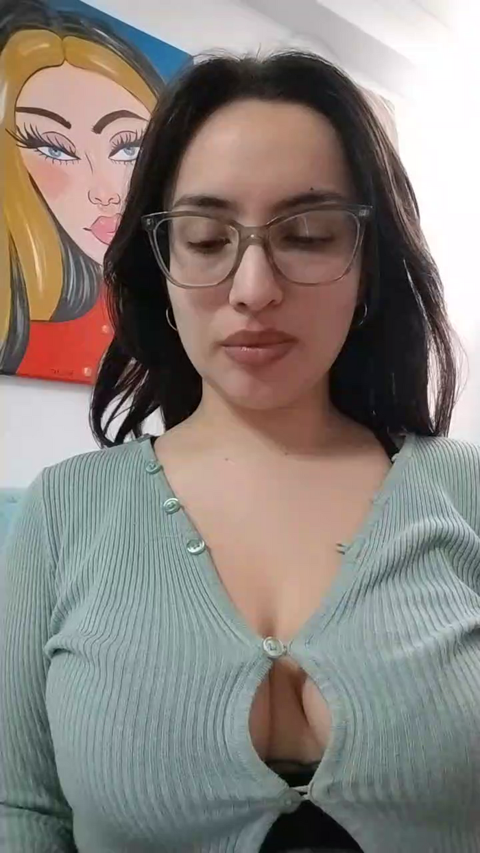 Latinaakita4