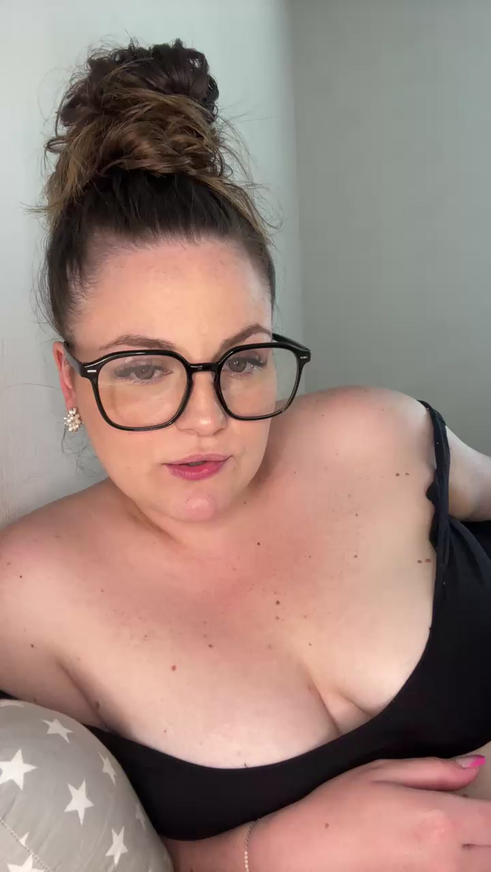 whitequeen_xxx