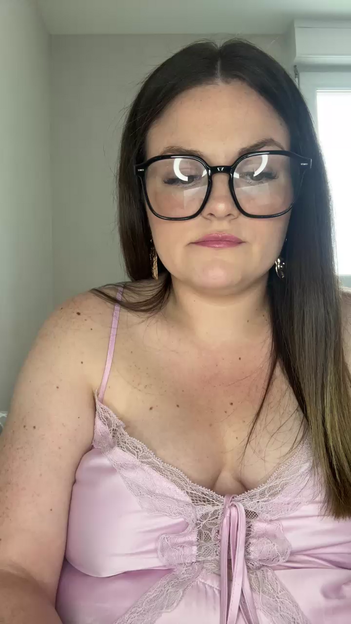 whitequeen_xxx