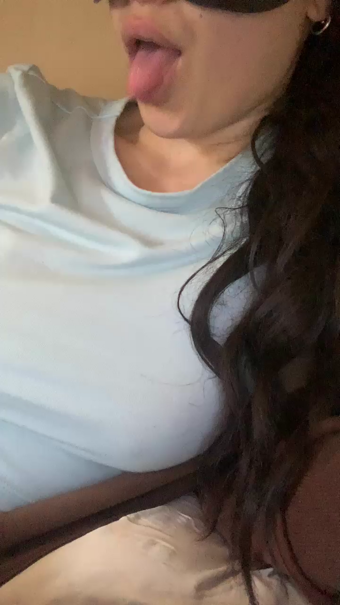Sexyhotcouple37