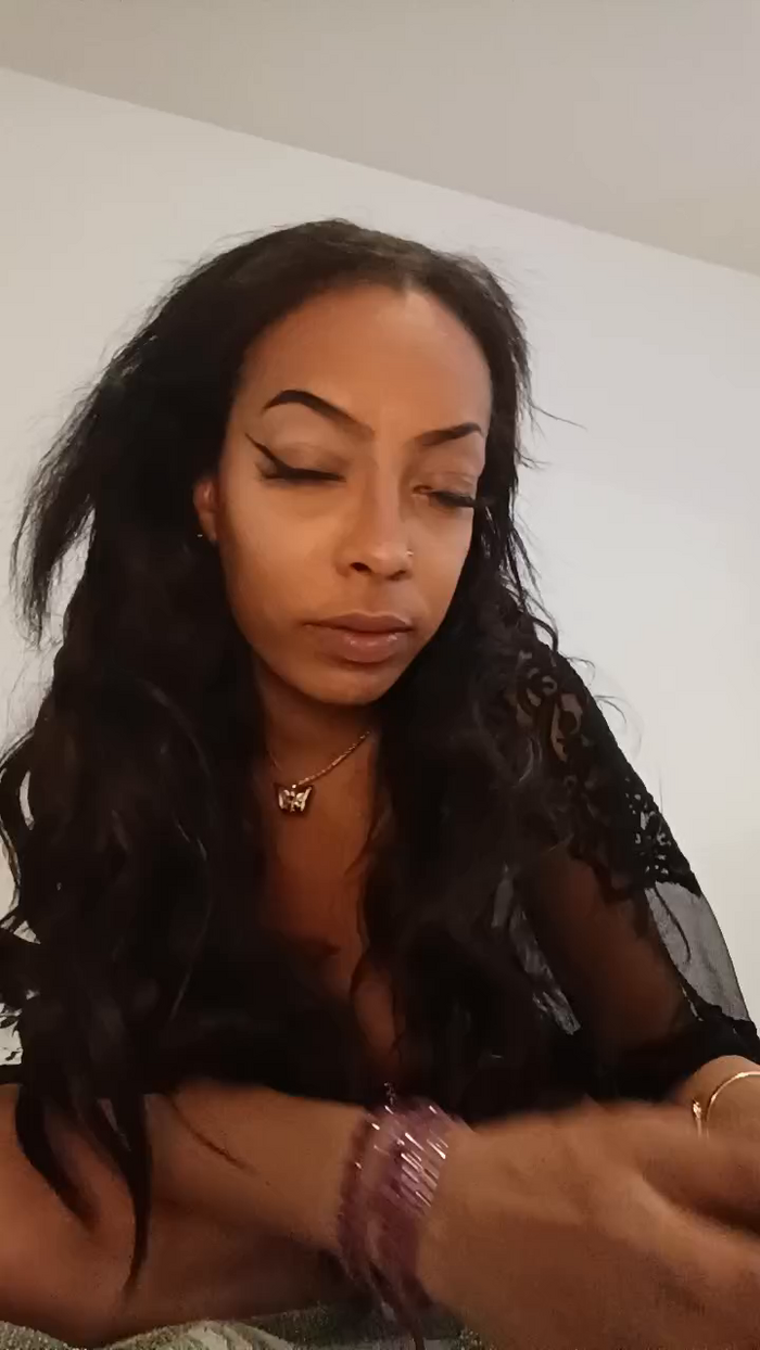elleblue_sexy