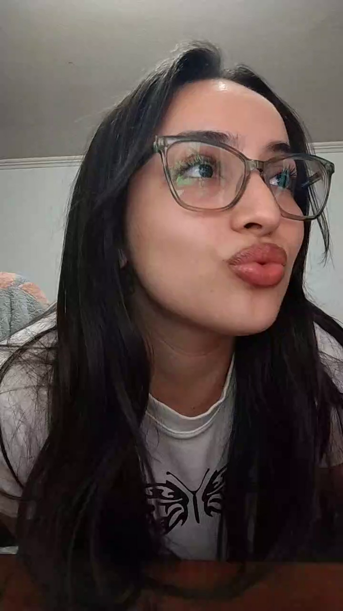 Latinaakita4