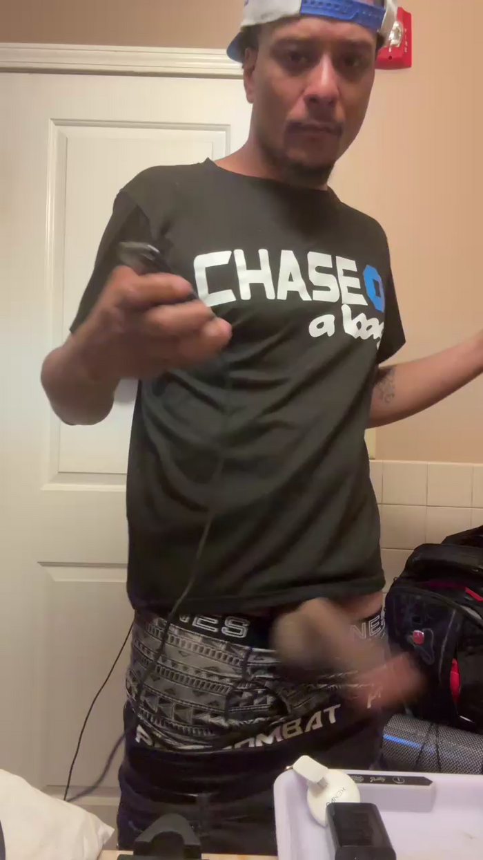 GggeddNGuutteDD