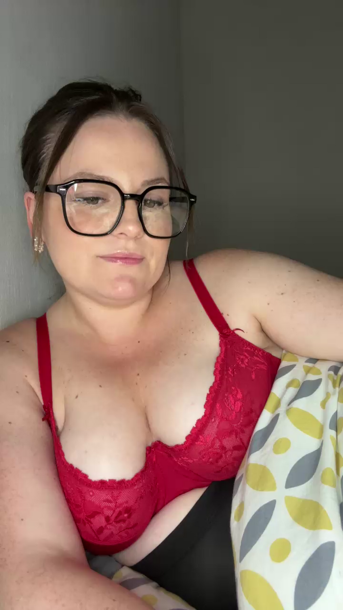 whitequeen_xxx