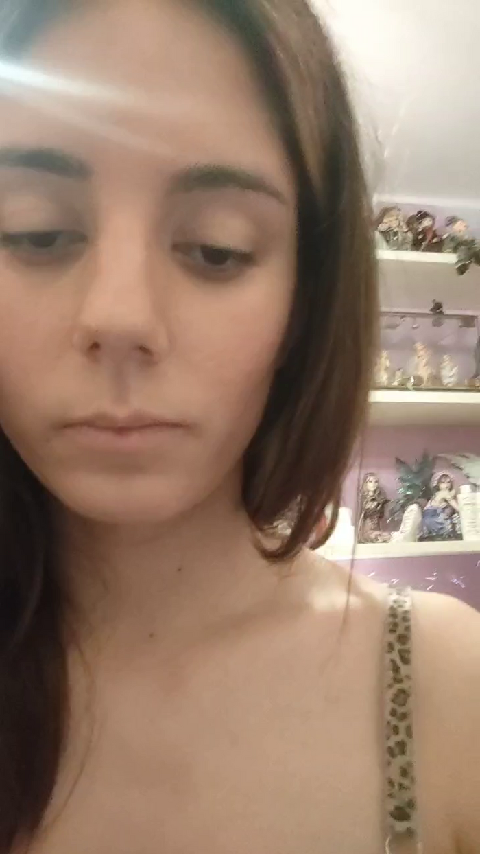 KellyDevineMeow