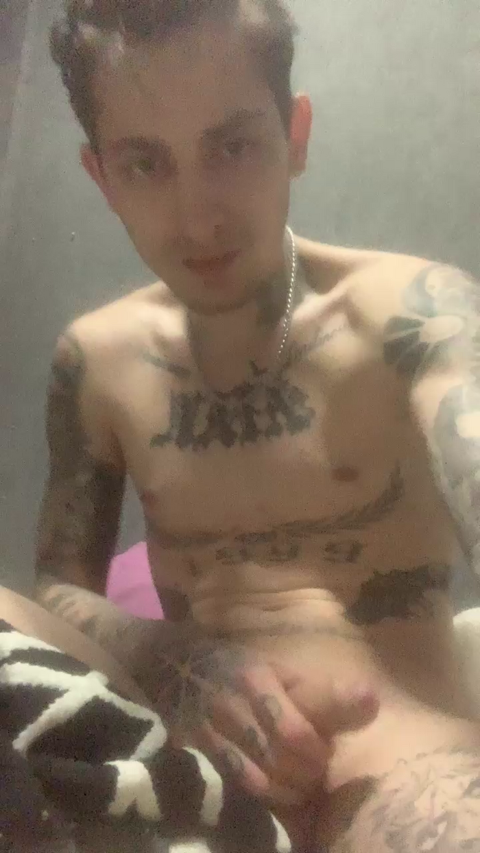Tattooboy_19