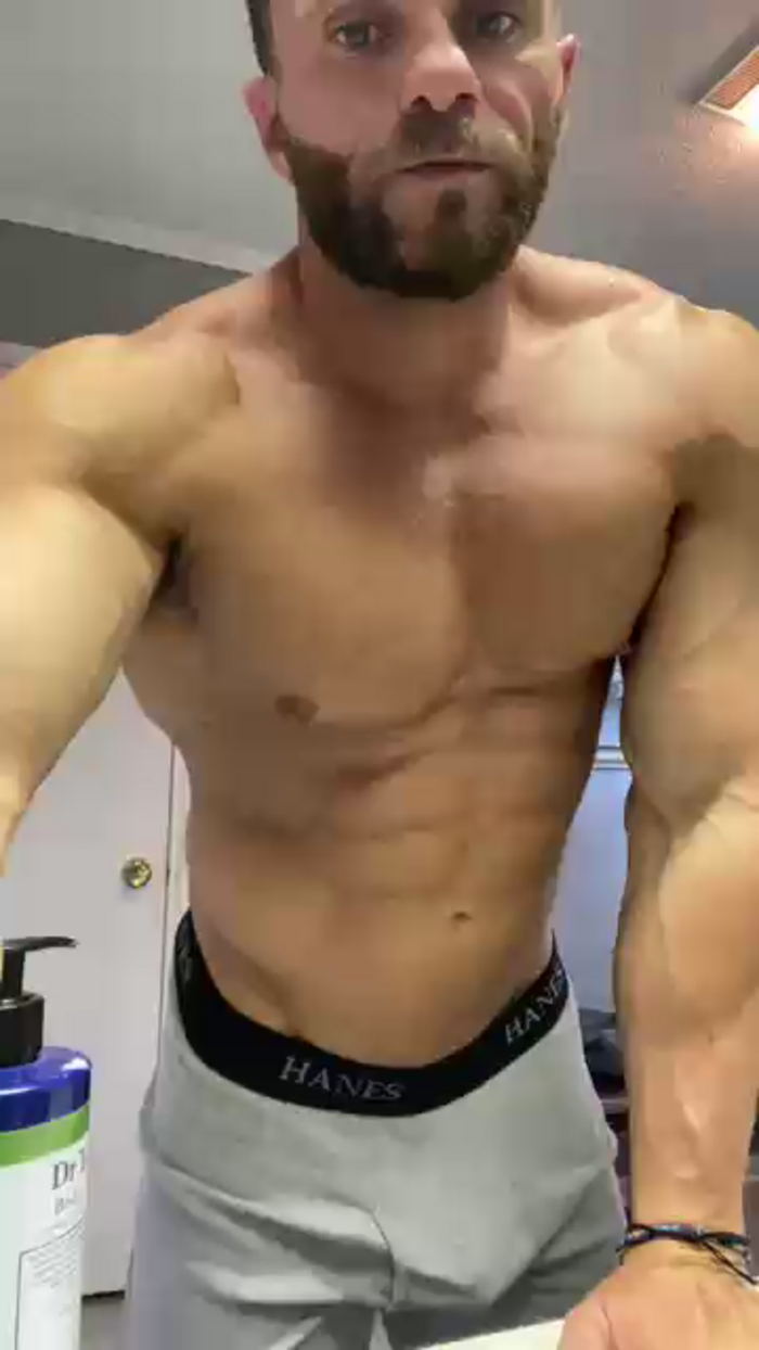 Hardbody09