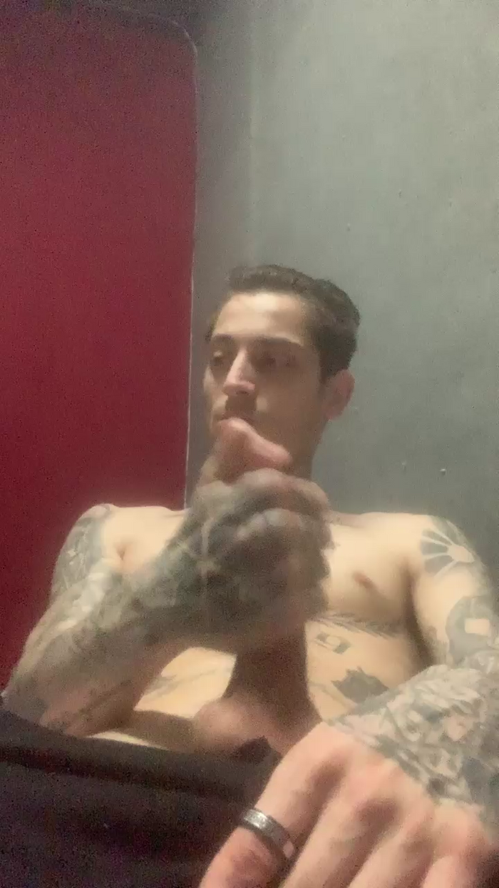 Tattooboy_19