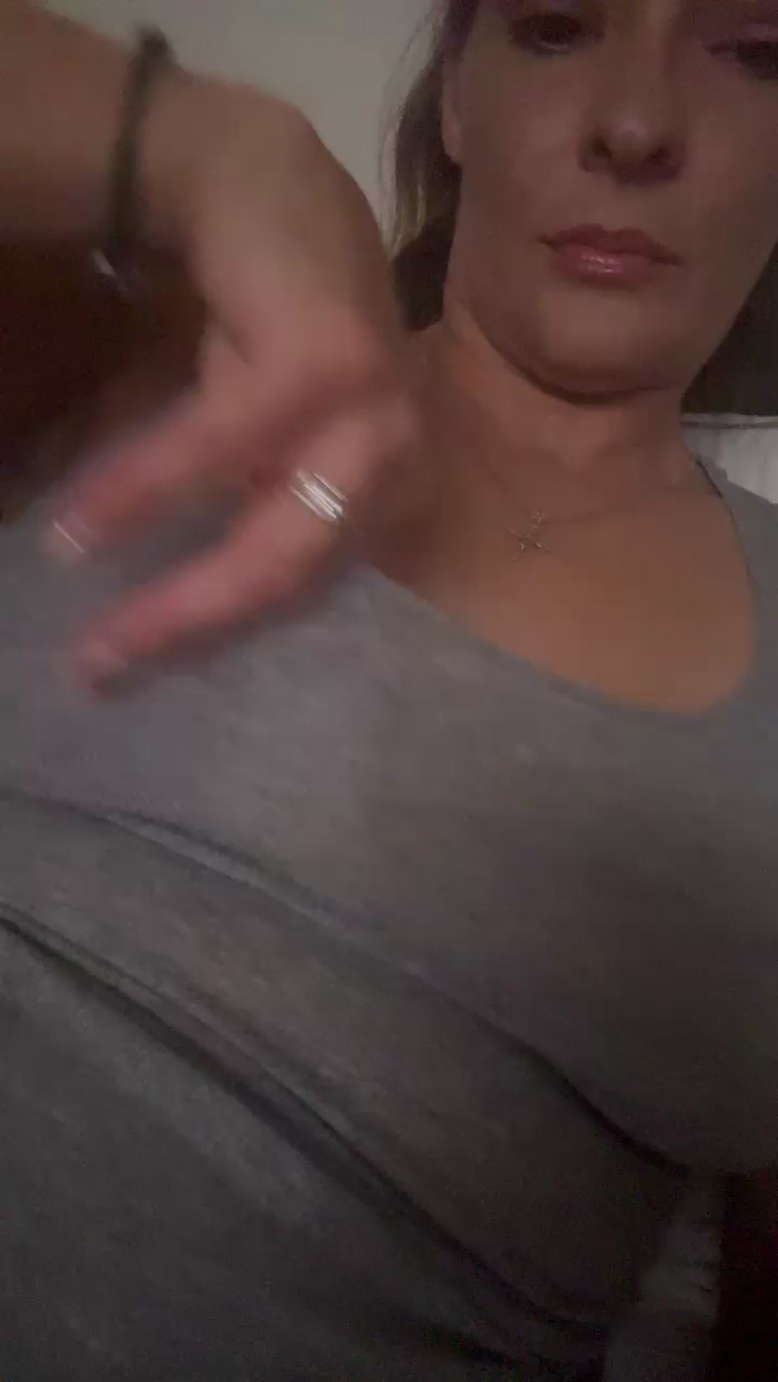 Lustyboots77