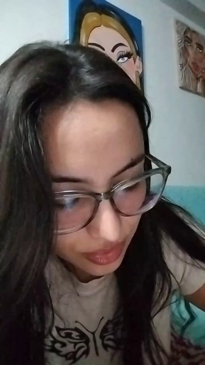 Latinaakita4