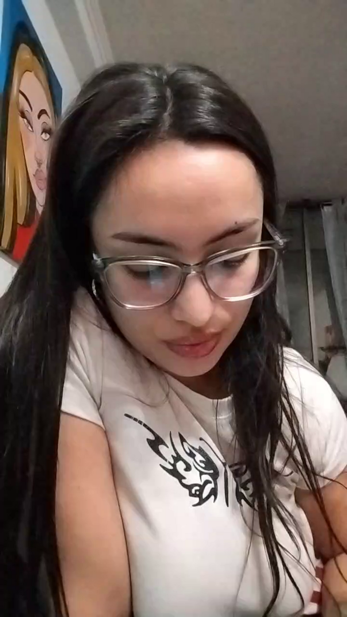 Latinaakita4