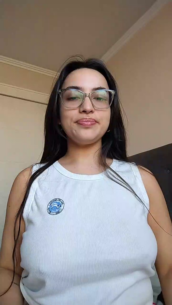 Latinaakita4