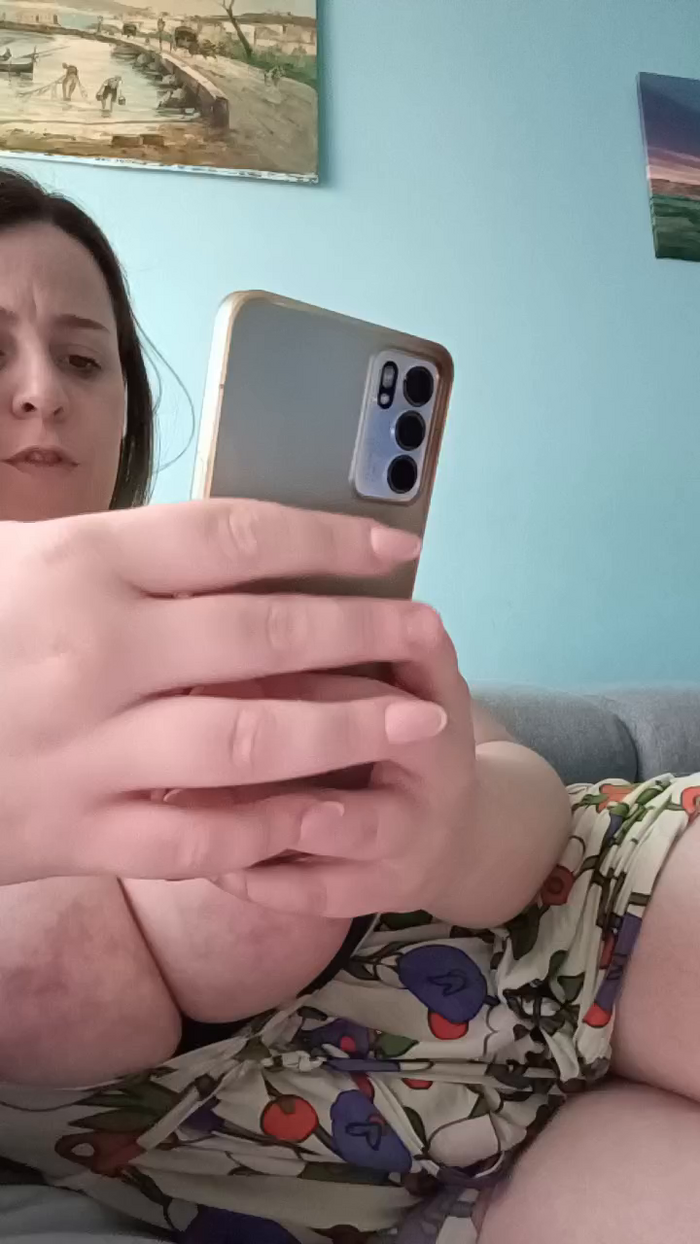 emma96_hot