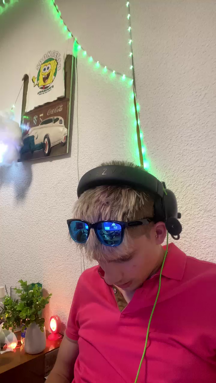 BoyBlondSweet