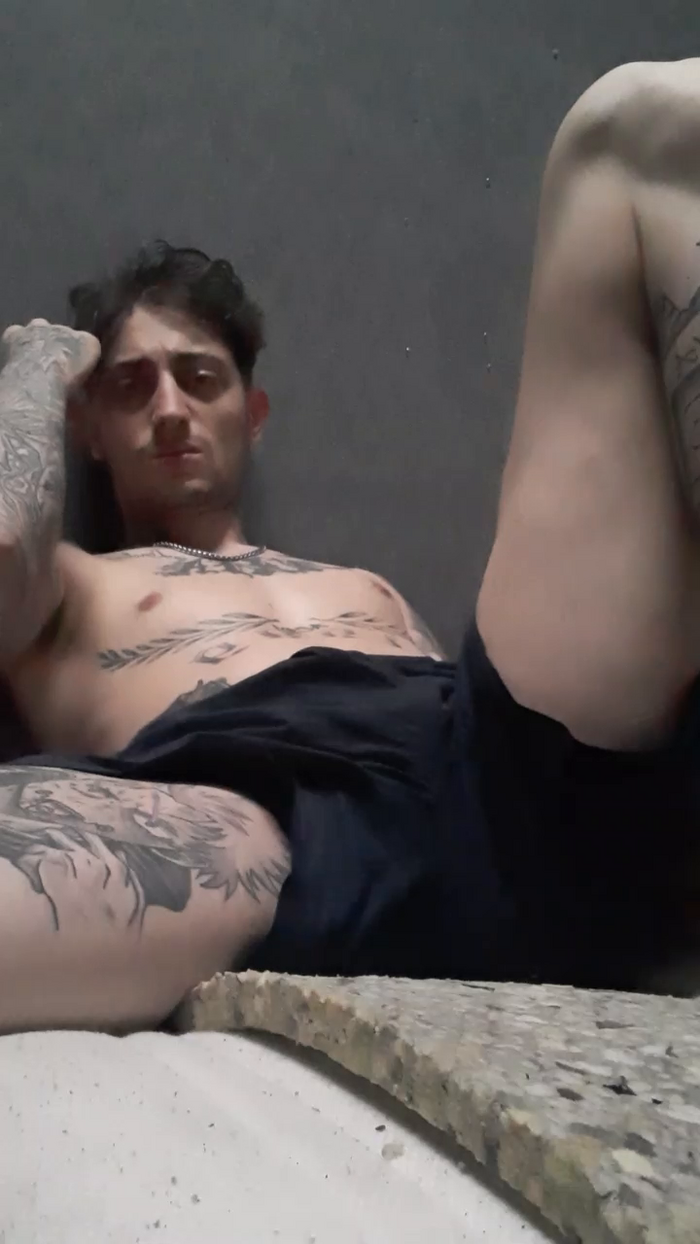Tattooboy_19