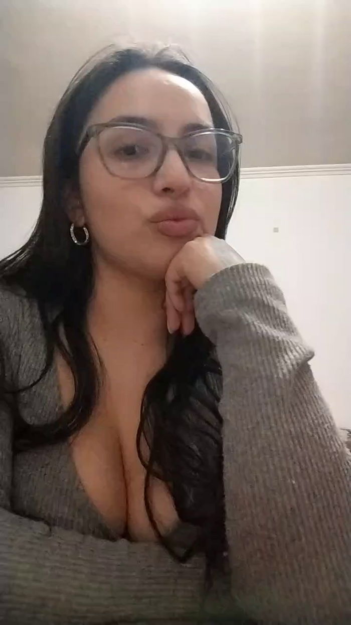 Latinaakita4