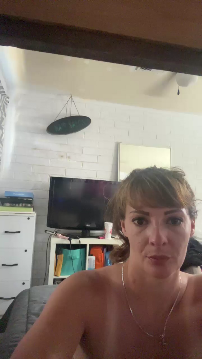 Lustyboots77