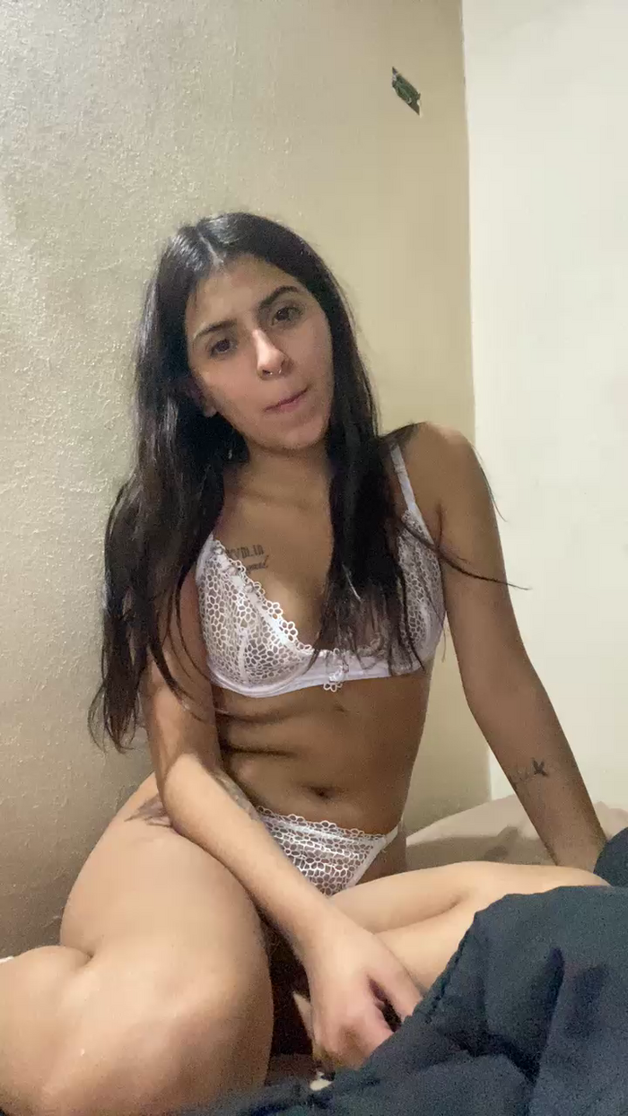 Priscilaaaaa8