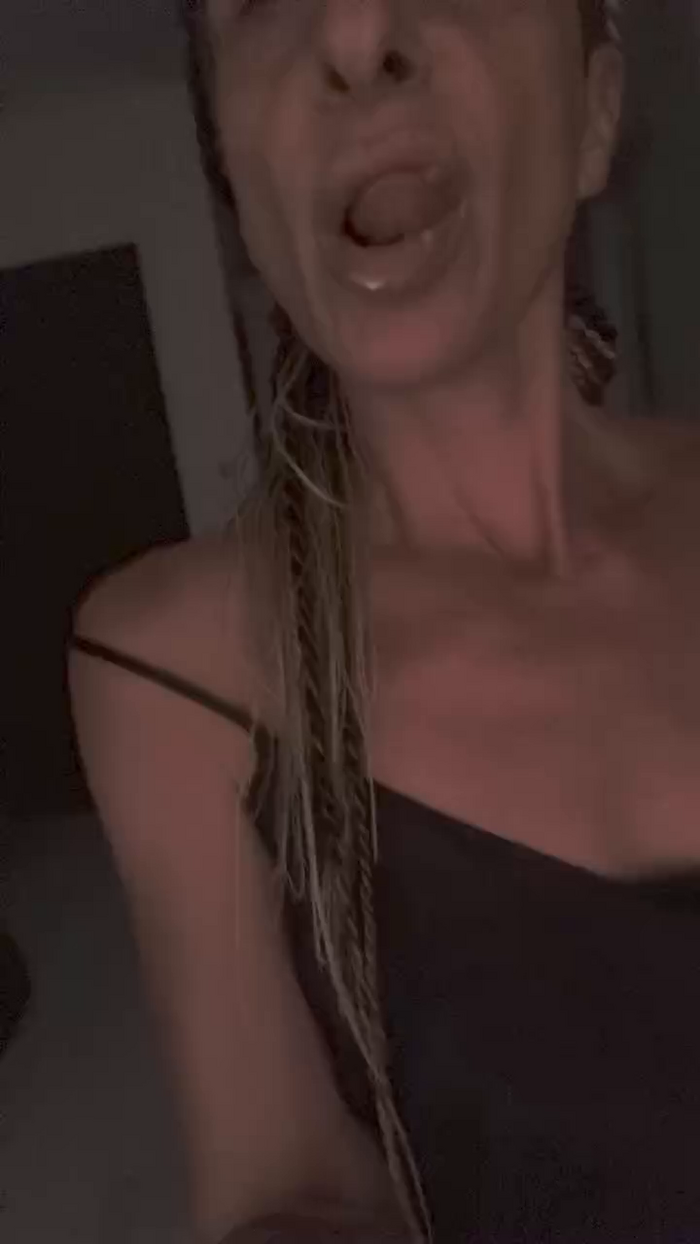 Hotledy69