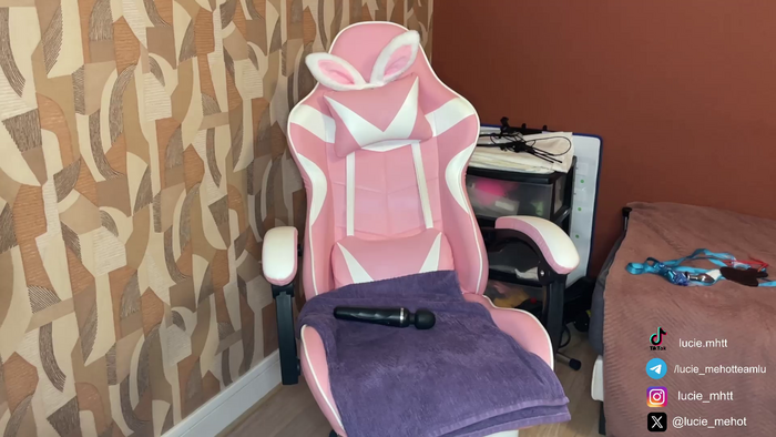 lucie_mehott