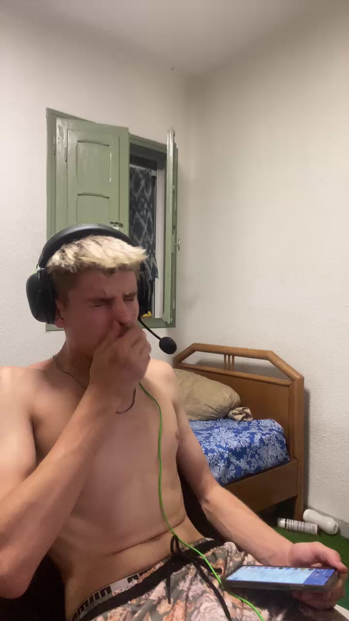 BoyBlondSweet
