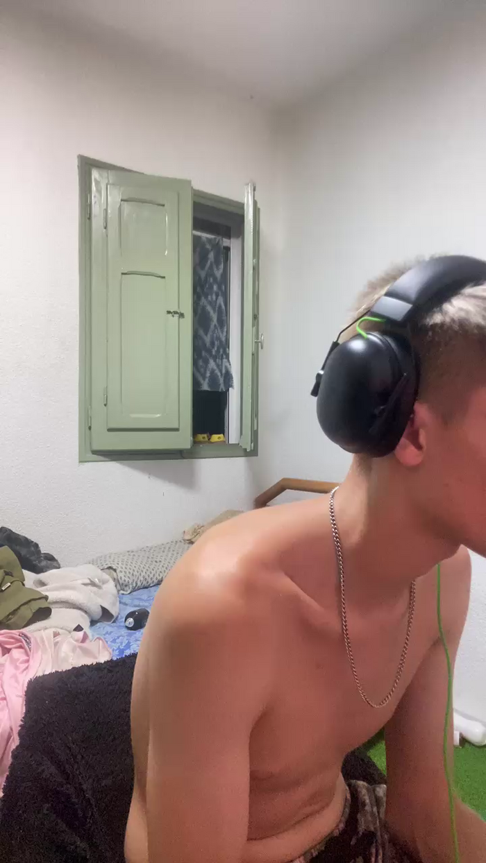 BoyBlondSweet