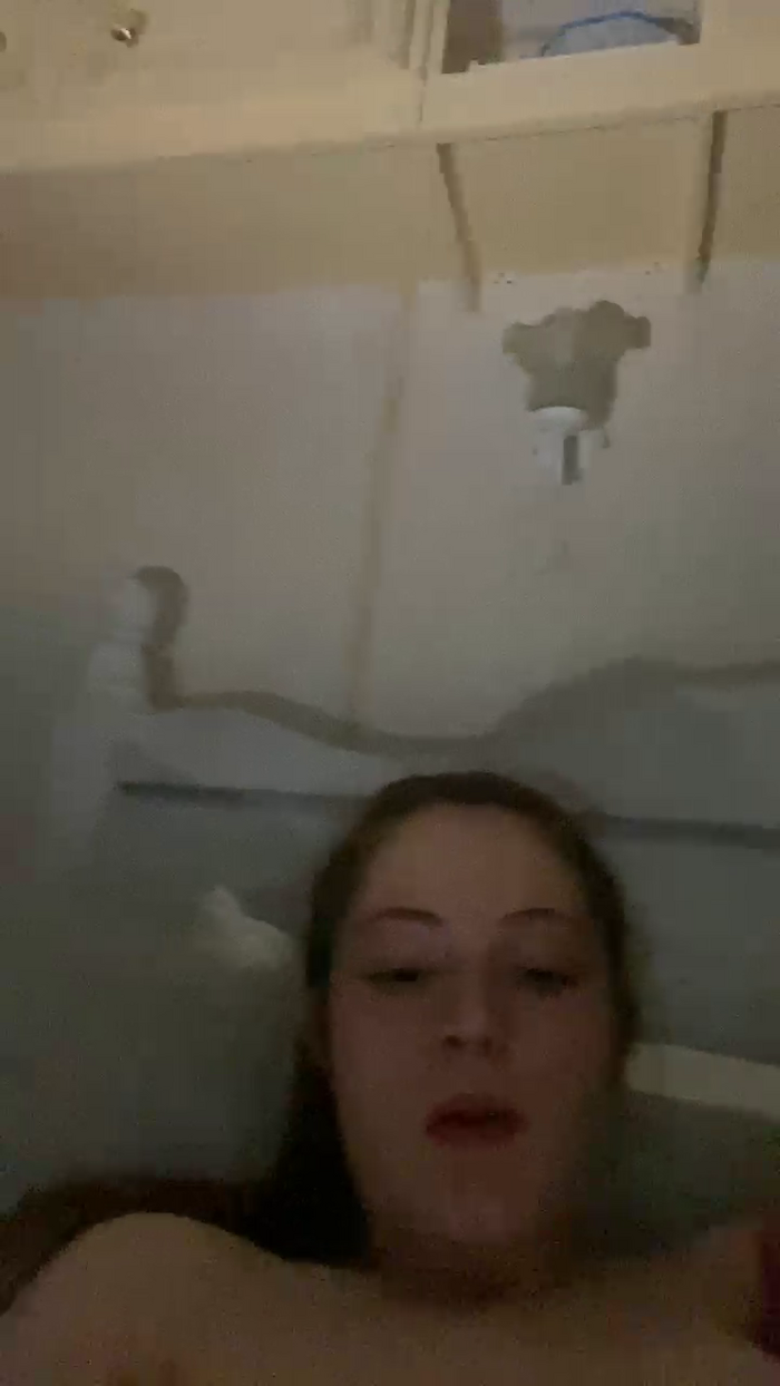 KinkyChloee