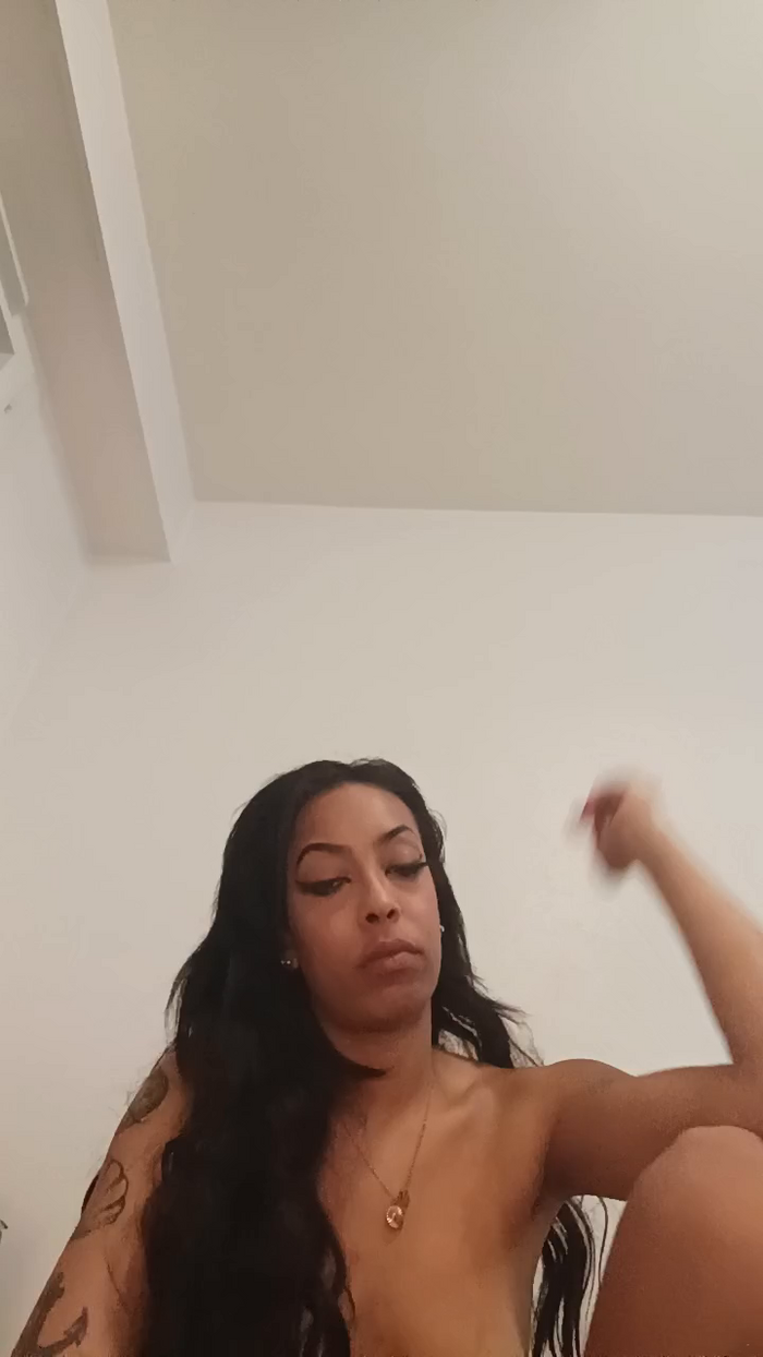 elleblue_sexy