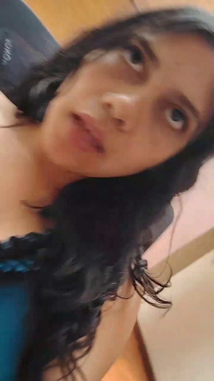 sweet_scarlett_